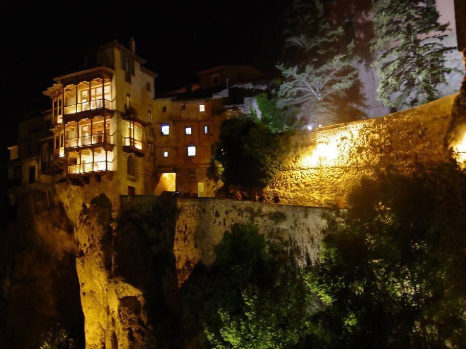 Luxury Danna Plaza Mayor Cuenca  Ngoại thất bức ảnh